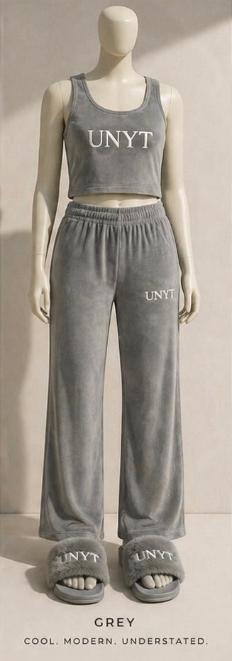 UNYT Velvet Lounge Set