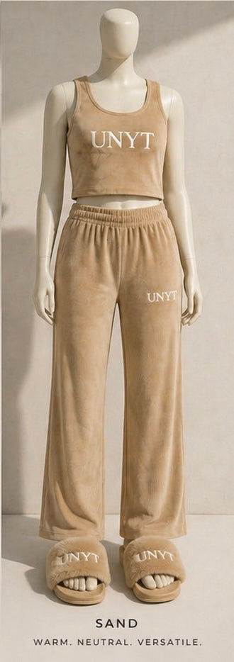 UNYT Velvet Lounge Set